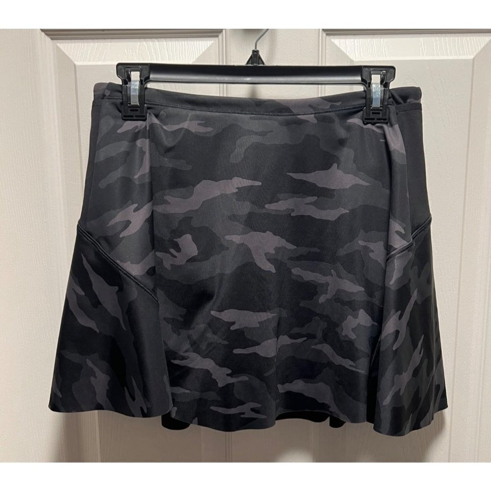 Athleta | Camo Match Point Skirt Skort Gray Black Sz S 531908-00